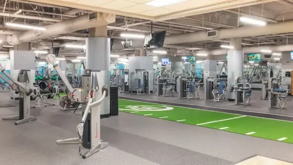 24 Hour Fitness